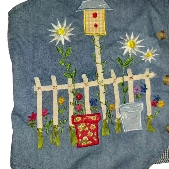 Vintage Sunflower Birdhouse Embroidered Garden Vest - Picture 2 of 5